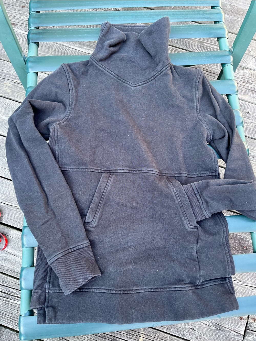 Lululemon Heavy Cotton turtleneck sweat shirt faded black small